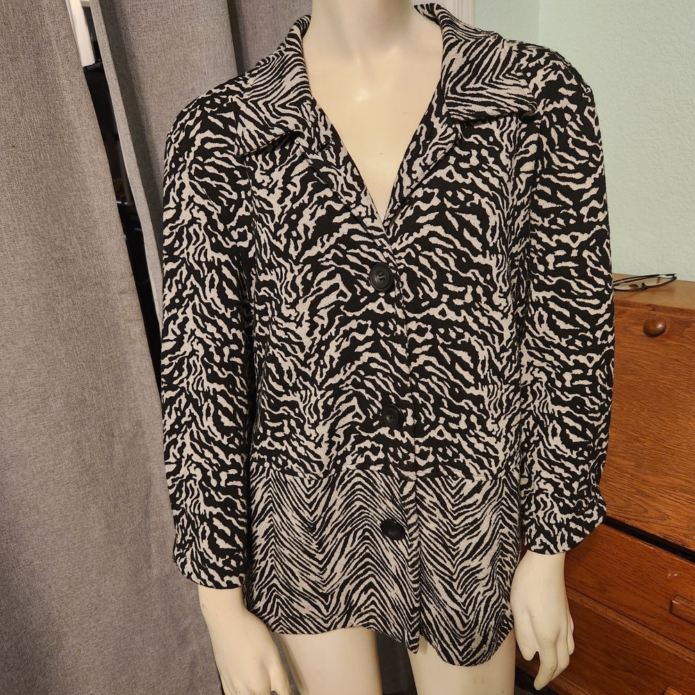 Notations Womens Zebra Print Size XL Peplum Blazer Jacket Contrasting Design